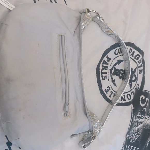 2/$20 or Free with $35+ Bundle Silver Glitter Metallic Clutch Purse Hobo Handbag - Picture 6 of 6